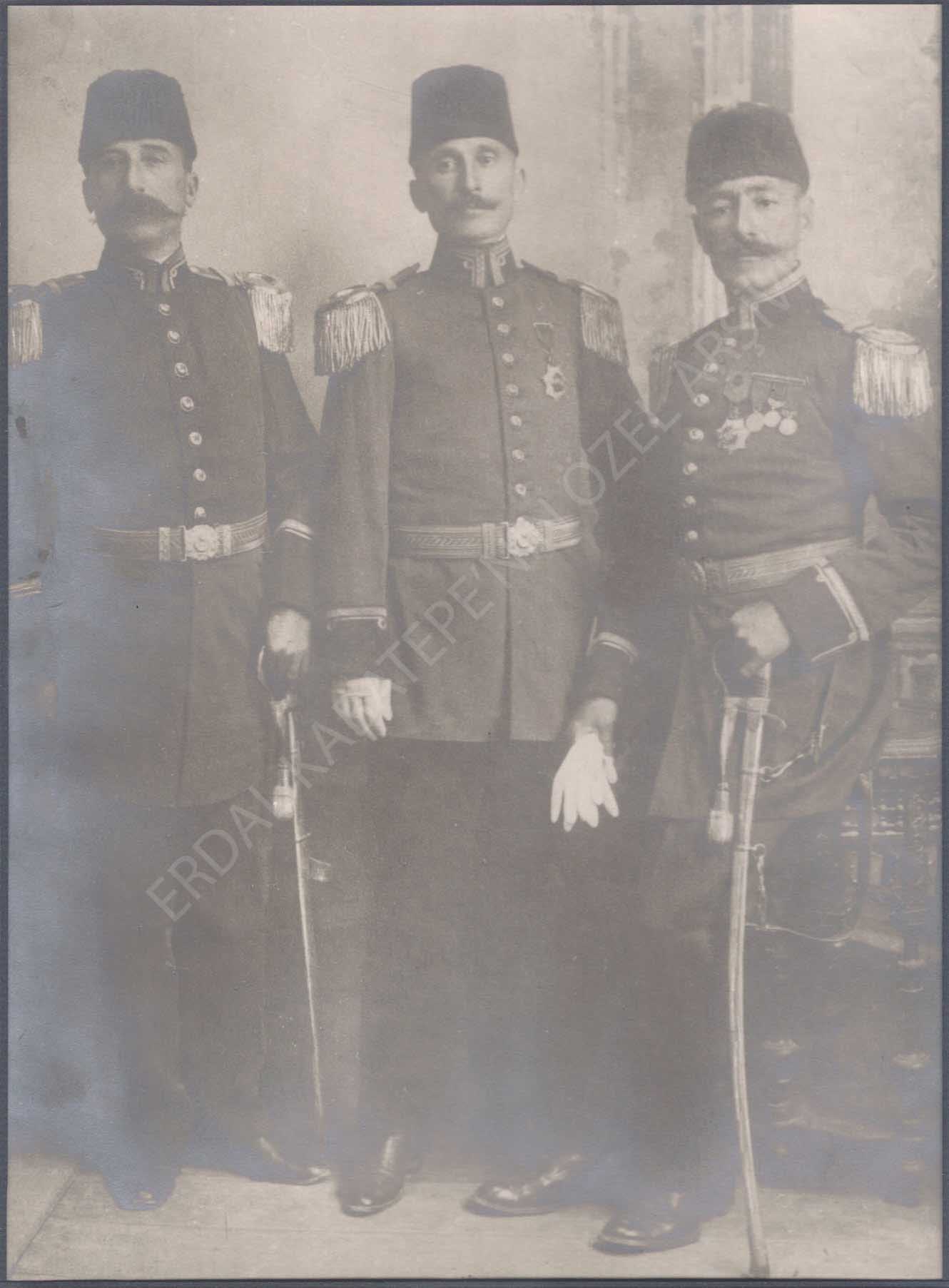 Binbaşı Ali Faik Bey ve Yarbay Ahmet Şevki Bey